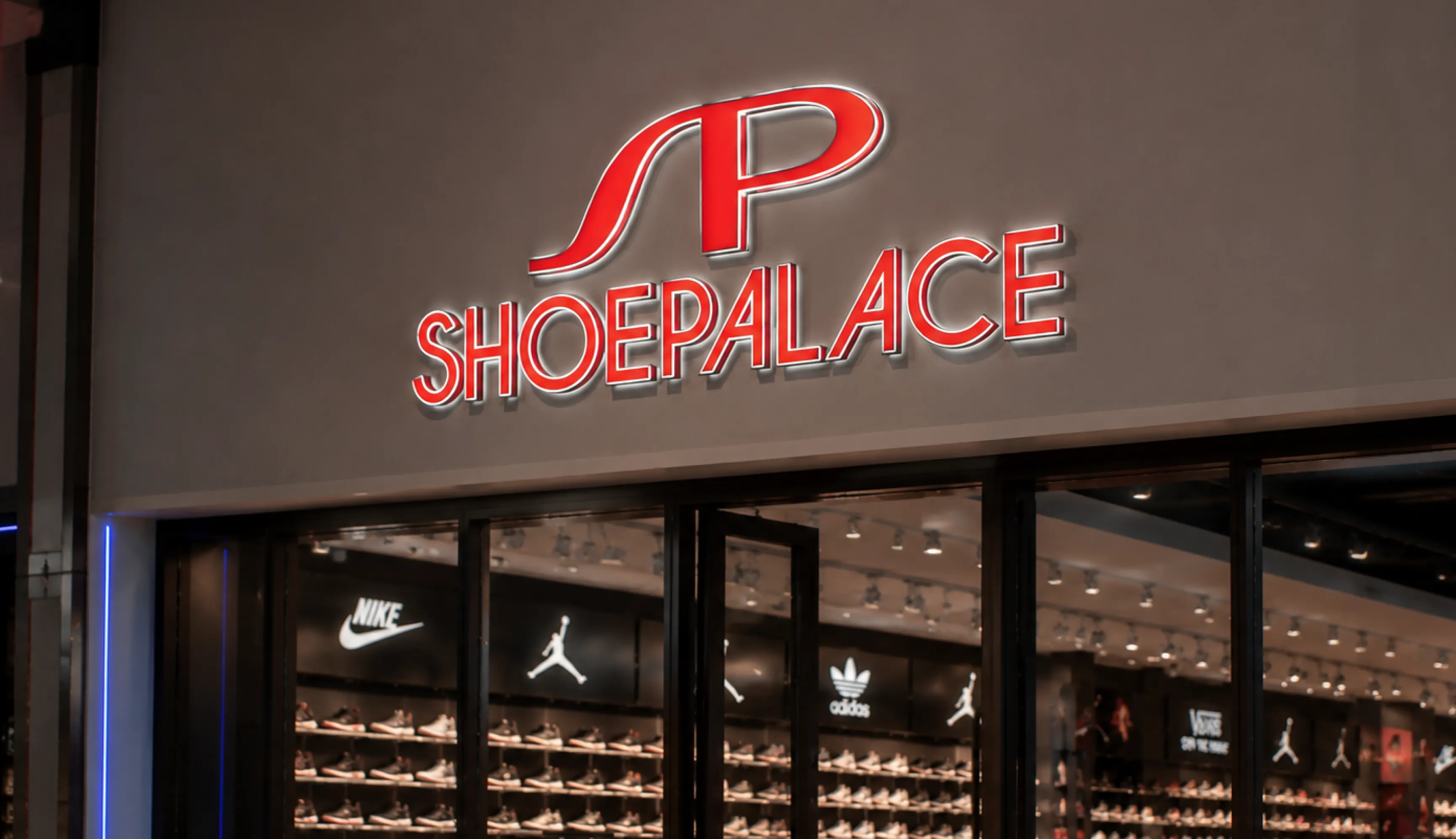 Case inside pic shoe palace 5 (2)